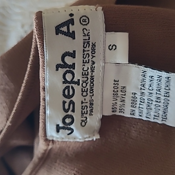 Joseph A Sleeveless Top - Picture 5 of 5